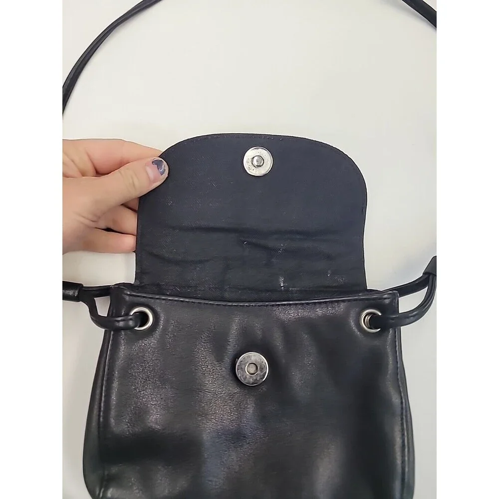 Liz Claiborne Vintage Black‎ Genuine Leather Mini Crossbody Bag Purse